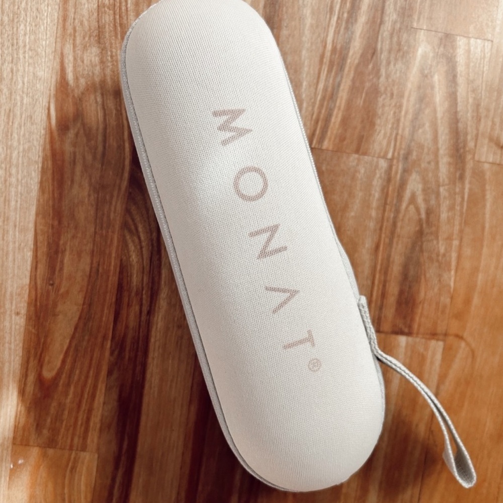 Monat Umbrella